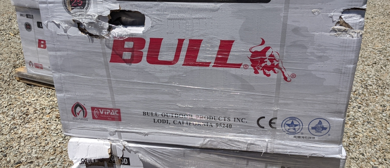 Bull Outlaw 30-Inch 4-Burner Built-In Natural Gas Grills Open Box- 26039-OB