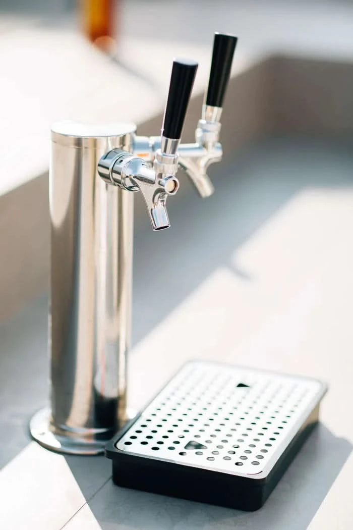 TrueFlame 24" 6.6C Deluxe Outdoor Rated Kegerator - No Tap- AMD-RFR-24DK