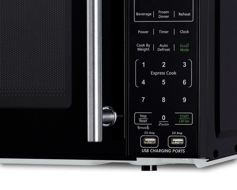 Summit - Compact Microwave with USB Ports and Allocator - SM903BSA1