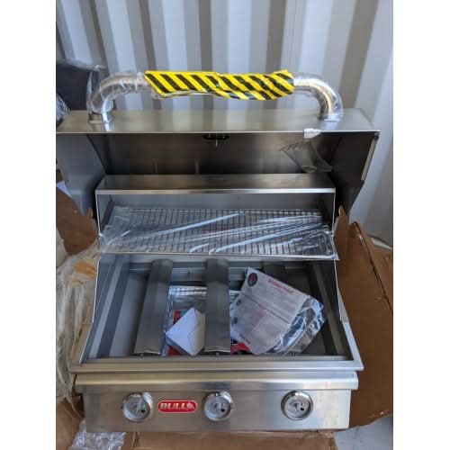 Bull Steer Premium - 25-Inch 3-Burner Built-In Grill Open Box- Natural Gas - 69009-OB1