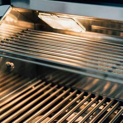 Summerset TRLD - 44-Inch 4-Burner Built-In Grill - Natural Gas - TRLD44-NG